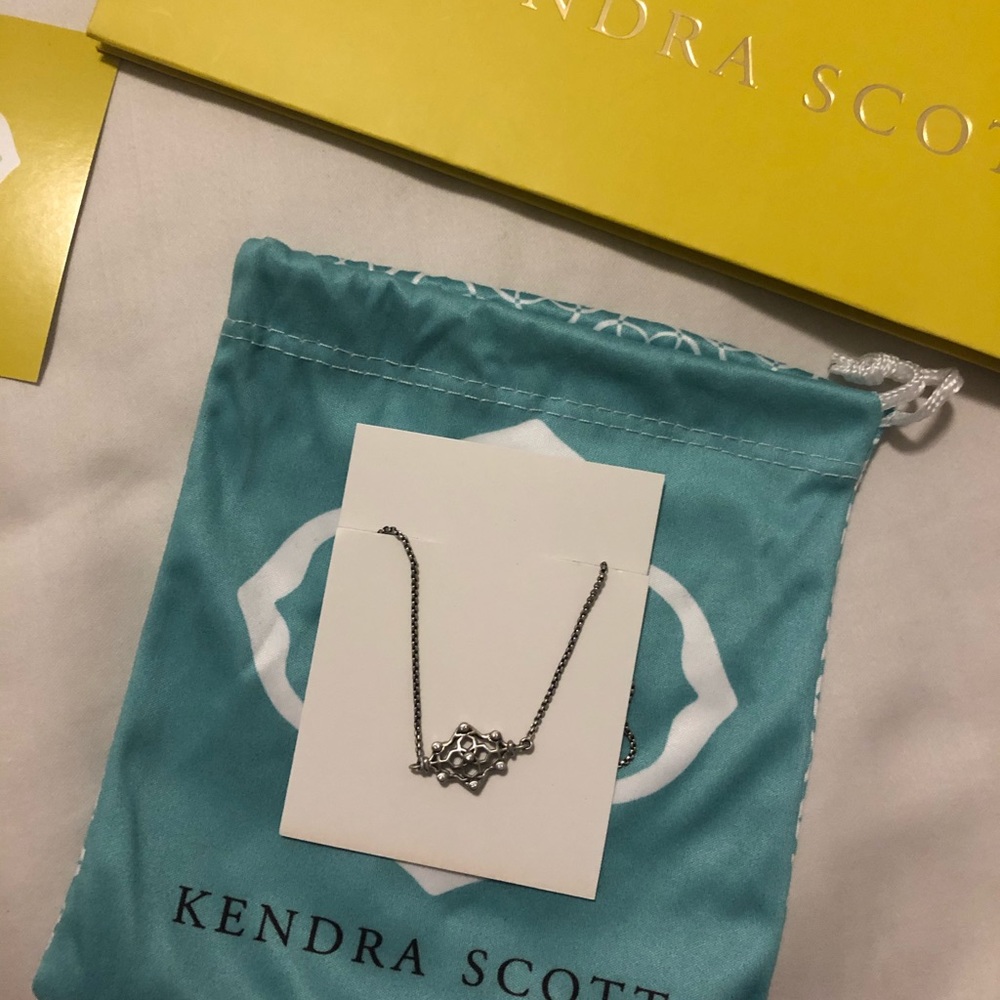 Kendra Scott Riley Necklace in Antique Silver